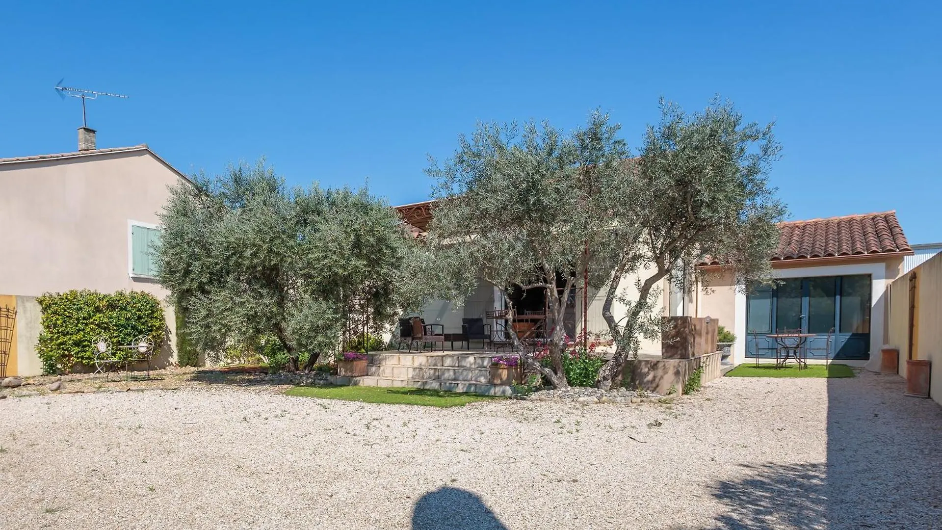Holiday home Lavande - Maison Climatisee Avec Grand Jardin Cabrieres-d'Avignon France